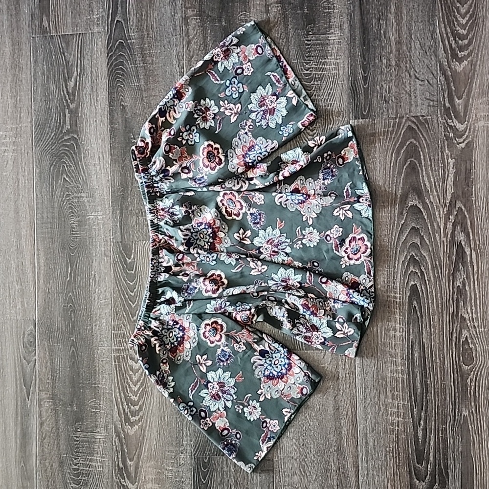 🦜 Ambiance off-the shoulder Blouse 🦜